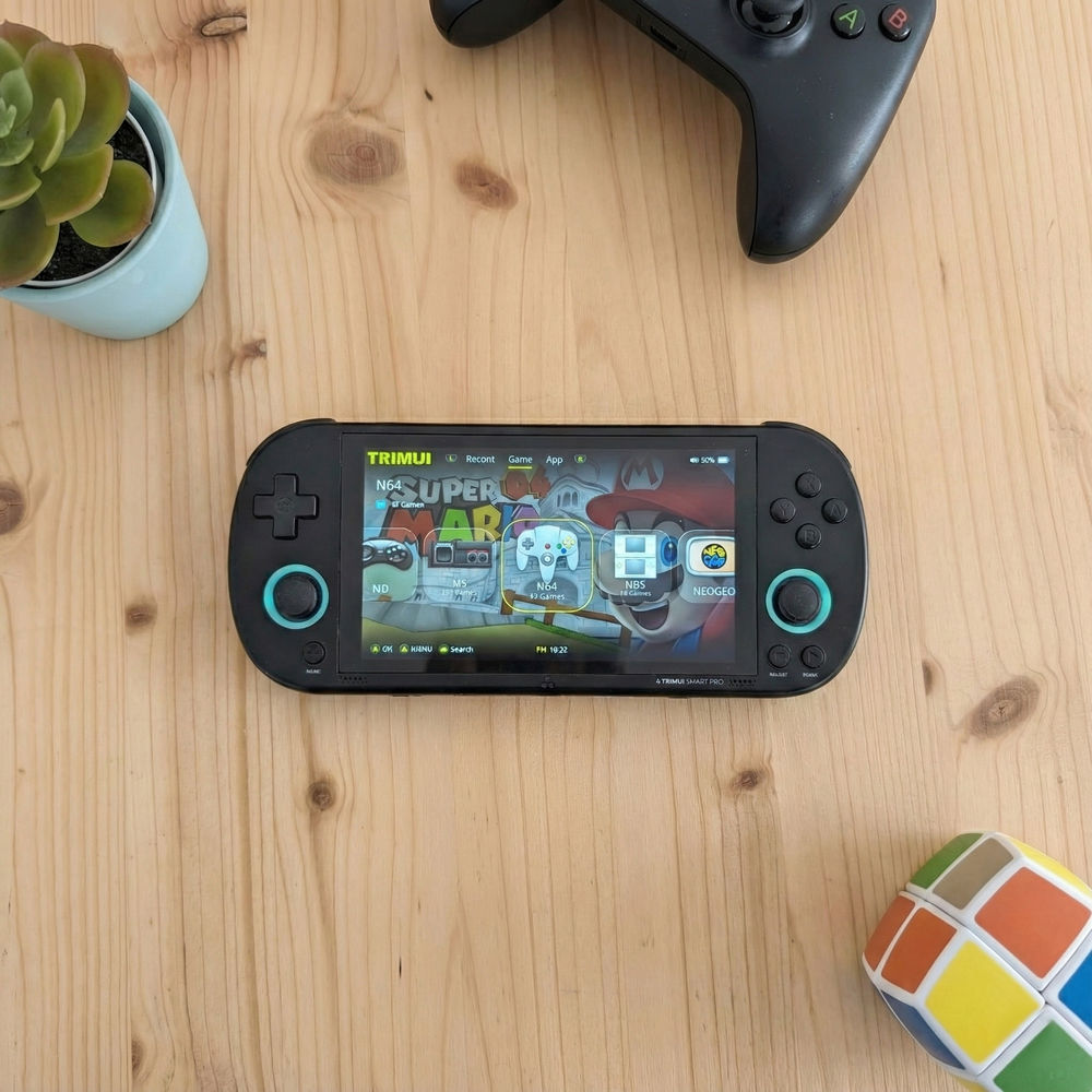 <b>TRIMUI Smart Pro 64GB</b> quad core 1.8GHz, 1GB LPDDR4, 4.96" 1280x720, 5000mAh, Bluetooth, WiFi 5, negru